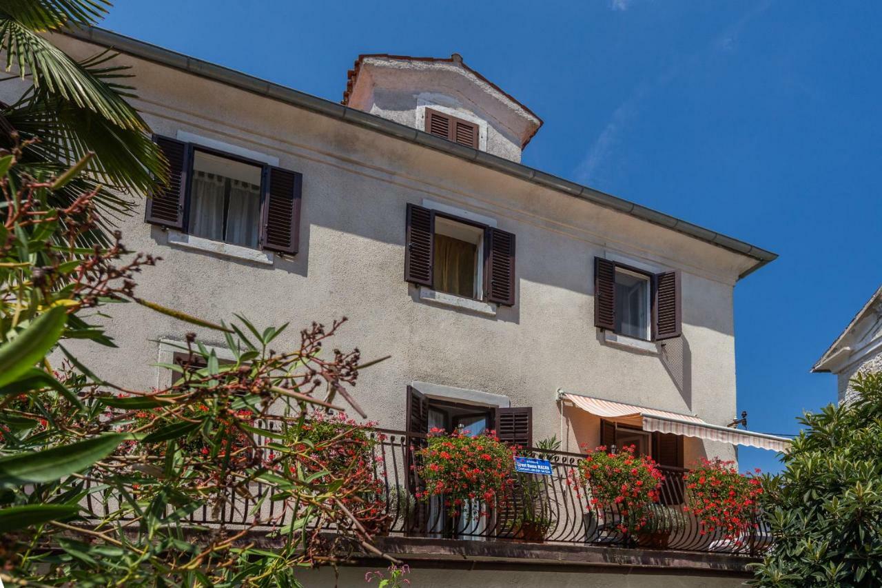 Guest House Robert I Mirna Bale Ngoại thất bức ảnh